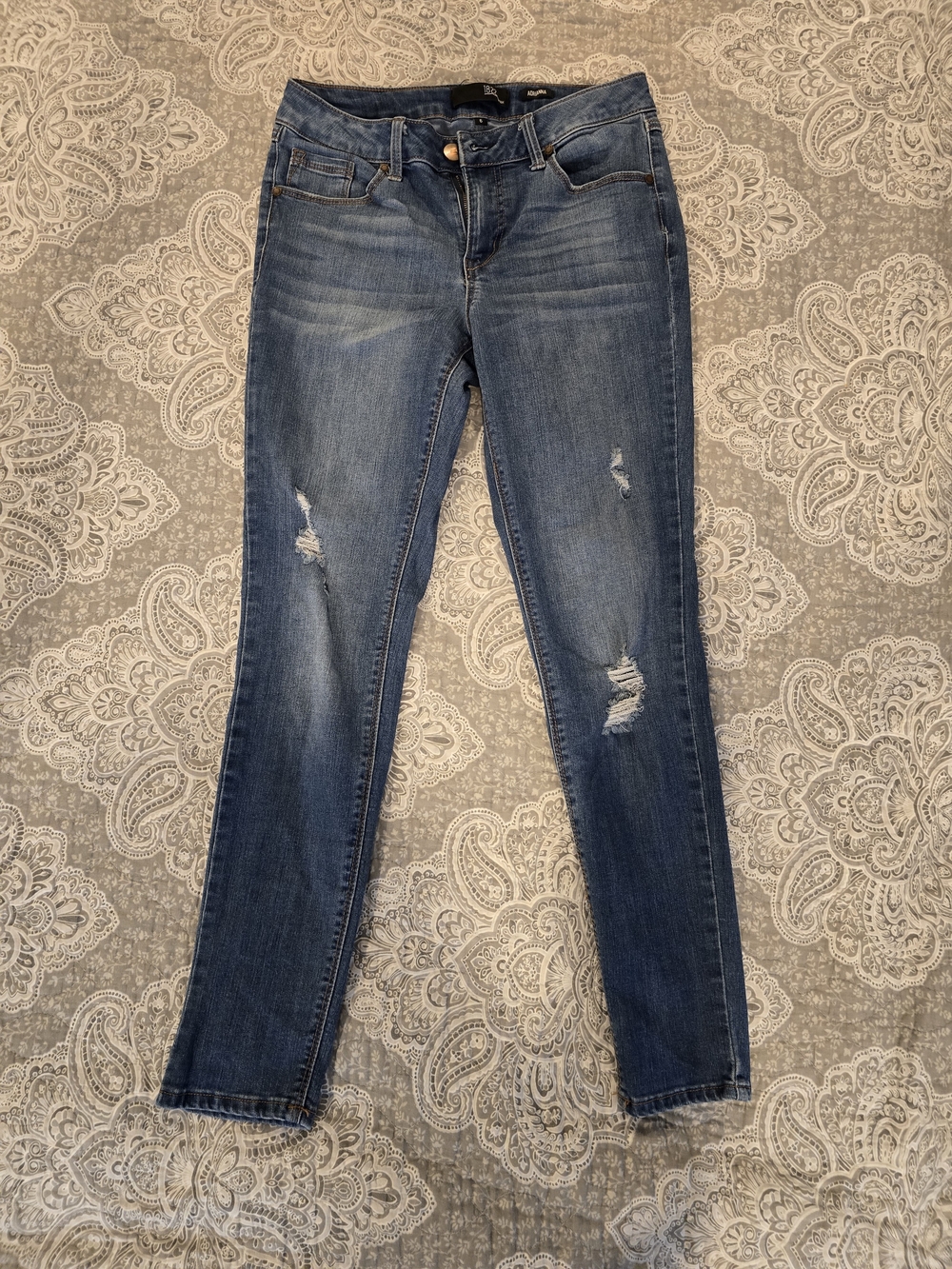 1822 Denim Distressed Medium Blue Skinny Jeans